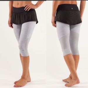 Lululemon cropped pants with attached skirt size 8